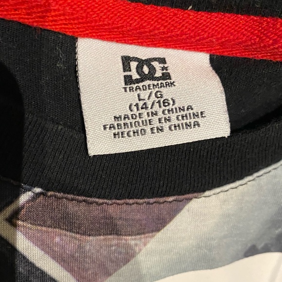 DC graphic tee - Picture 3 of 3